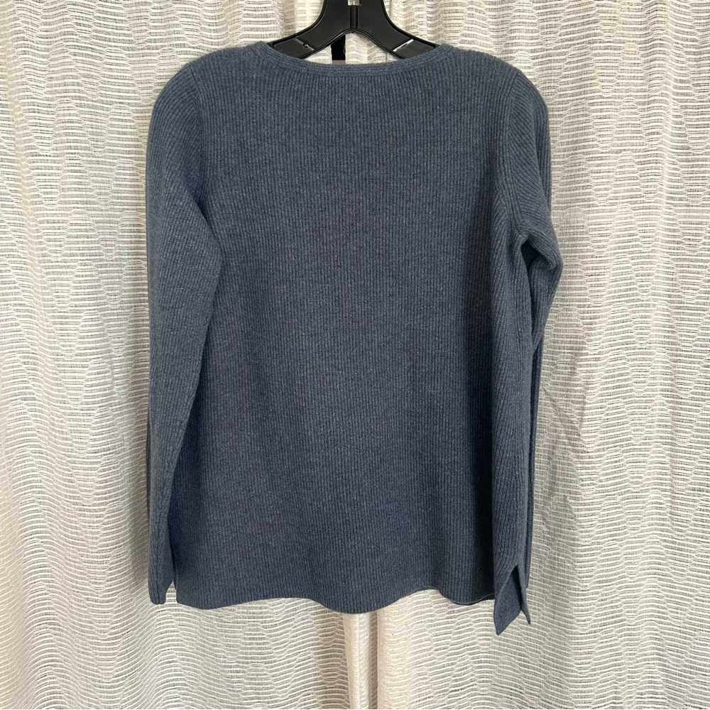 NWOT! Eileen Fisher Italian Cashmere V-Neck Sweater in “eclipse” - Picture 15 of 15